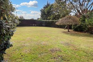 ST JOHNS ROAD- click for photo gallery